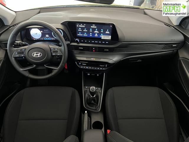 Hyundai i20 1,2 Family Lucid Lime metallic