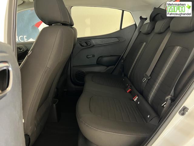 Hyundai i10 GO Plus Atlas White, Beispielbilder, ggf. teilweise mit Sonderausstattung