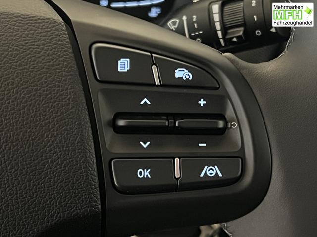 Hyundai i10 Go Plus MT Mangrove Green, Beispielbilder, ggf. teilweise mit Sonderausstattung