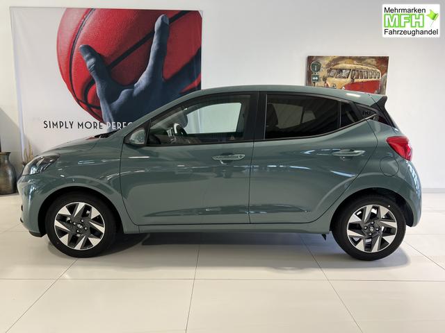 Hyundai i10 Go Plus MT Mangrove Green, Beispielbilder, ggf. teilweise mit Sonderausstattung