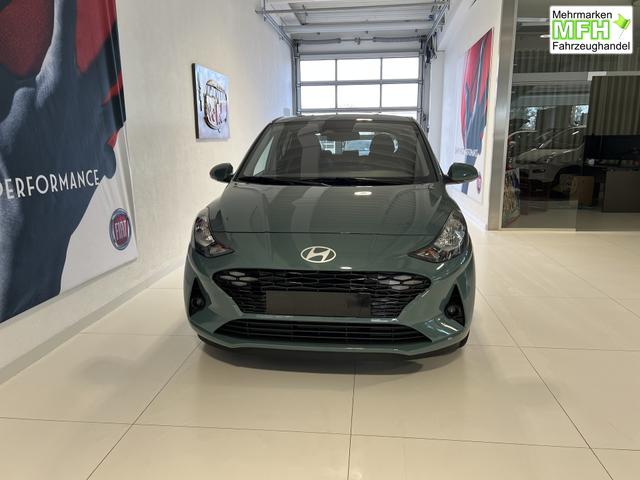 Hyundai i10 Go Plus MT Mangrove Green, Beispielbilder, ggf. teilweise mit Sonderausstattung