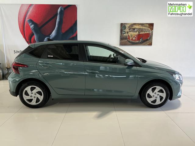 Hyundai i20 GO! Mangrove Green, Beispielbilder, ggf. teilweise mit Sonderausstattung