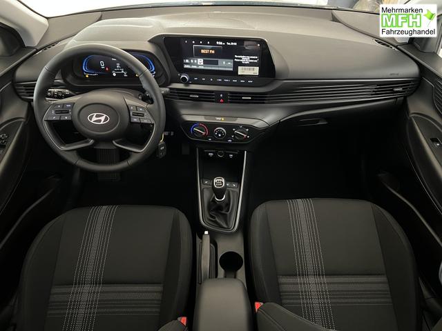 Hyundai i20 GO! Mangrove Green, Beispielbilder, ggf. teilweise mit Sonderausstattung