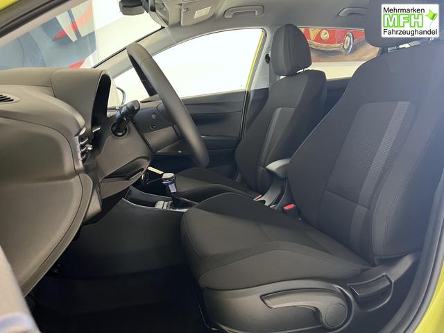 Hyundai i20 GO Plus 1.0 T-GDI DCT Lucid Lime Metallic, Beispielbilder, ggf. teilweise mit Sonderausstattung