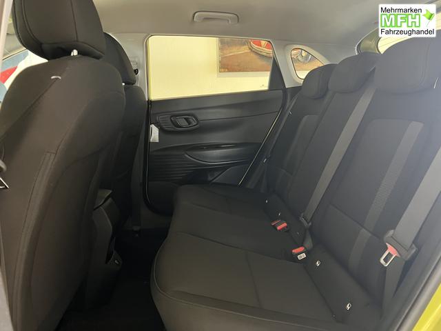 Hyundai i20 GO Plus 1.0 T-GDI DCT Lucid Lime Metallic, Beispielbilder, ggf. teilweise mit Sonderausstattung