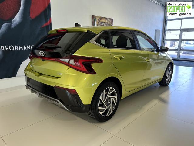 Hyundai i20 GO Plus 1.0 T-GDI DCT Lucid Lime Metallic, Beispielbilder, ggf. teilweise mit Sonderausstattung
