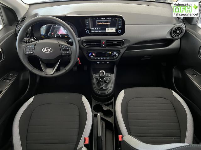 Hyundai i10 Go Plus 1.0 Atlas White, Beispielbilder, ggf. teilweise mit Sonderausstattung