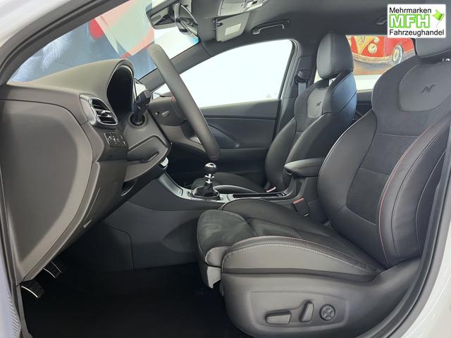 Hyundai i30 PD N-Line 1,5 TGDi 48V Serenity White, Beispielbilder, ggf. teilweise mit Sonderausstattung