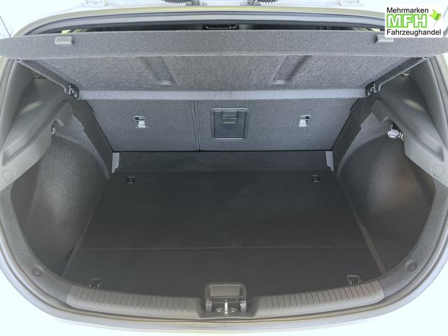 Hyundai i30 PD N-Line 1,5 TGDi 48V Serenity White, Beispielbilder, ggf. teilweise mit Sonderausstattung