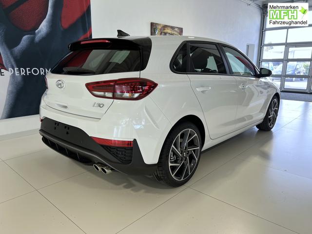 Hyundai i30 PD N-Line 1,5 TGDi 48V Serenity White, Beispielbilder, ggf. teilweise mit Sonderausstattung