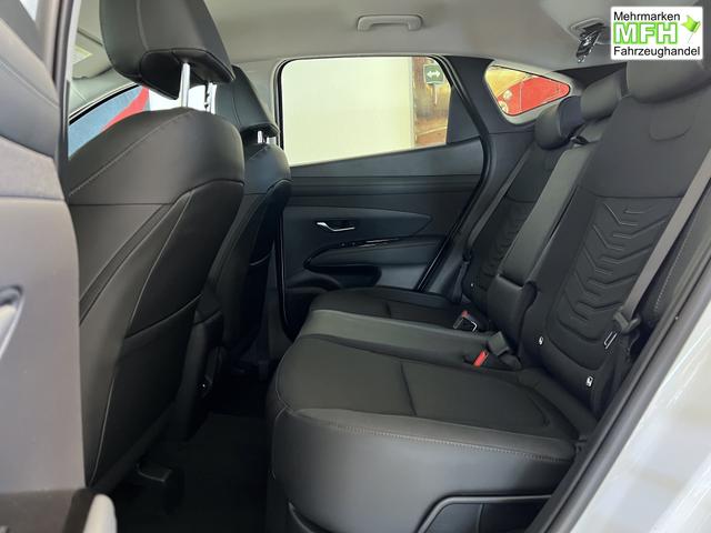 Hyundai Tucson Go Plus Atlas White, Beispielbilder, ggf. teilweise mit Sonderausstattung