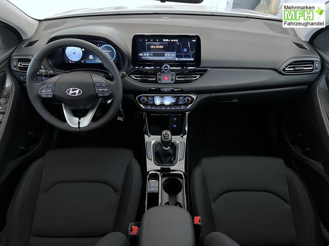 Hyundai i30 GO Atlas White