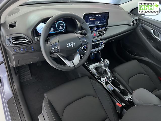 Hyundai i30 GO Meta Blue Pearl