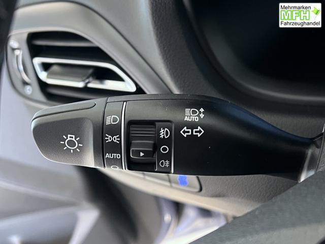 Hyundai i30 GO Meta Blue Pearl