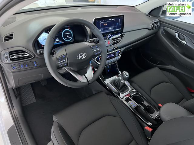 Hyundai i30 GO Atlas White