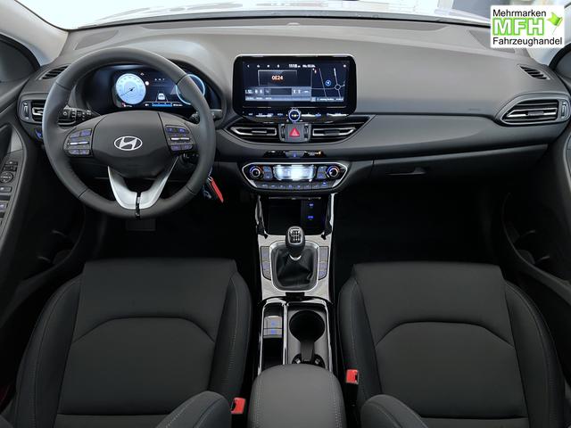 Hyundai i30 GO Atlas White