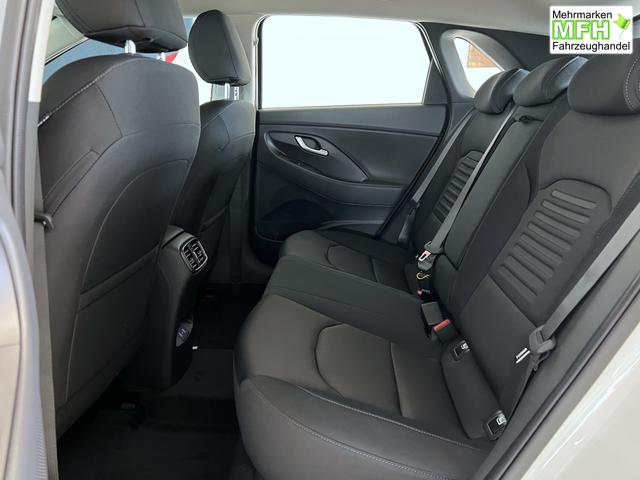 Hyundai i30 GO Atlas White