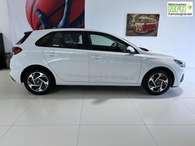 Hyundai i30 GO Atlas White
