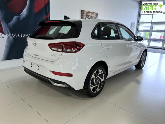 Hyundai i30 GO Atlas White