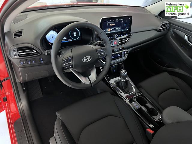 Hyundai i30 Go Engine Red