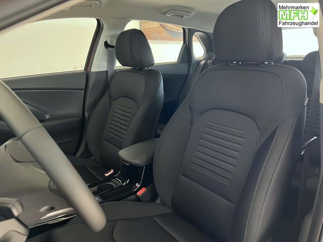 Hyundai i30 Go Engine Red