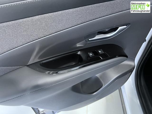 Hyundai Tucson Go Plus Atlas White