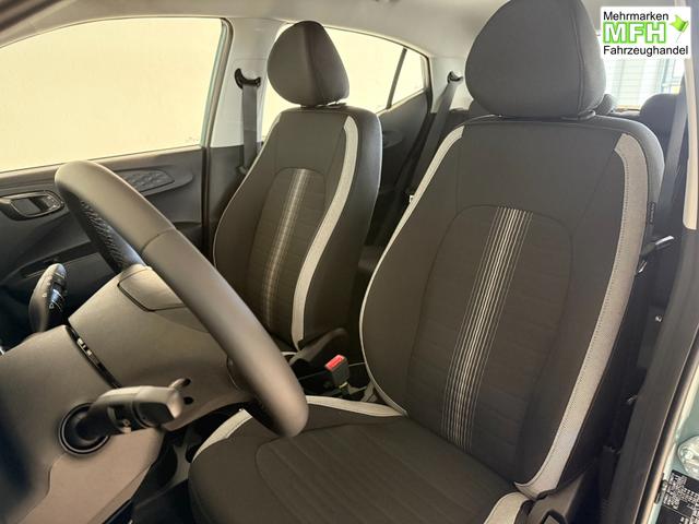 Hyundai i10 GO Mangrove Green