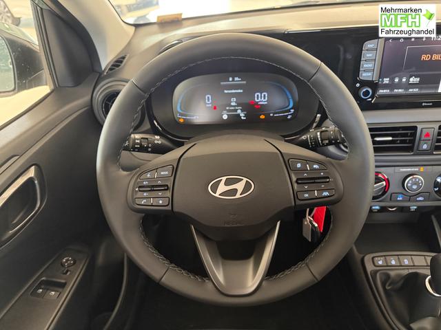 Hyundai i10 GO Mangrove Green