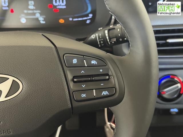 Hyundai i10 GO Mangrove Green