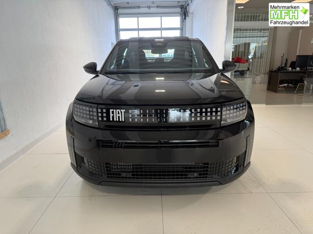 Fiat Grande Panda Icon Schwarz