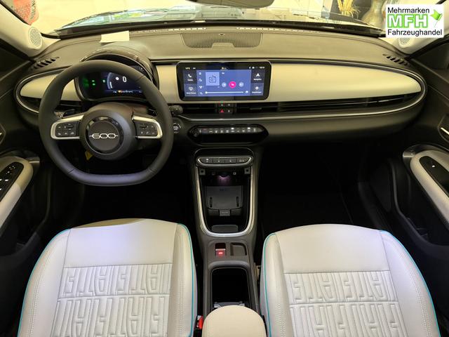 Fiat 600 La Prima Cinema Schwarz