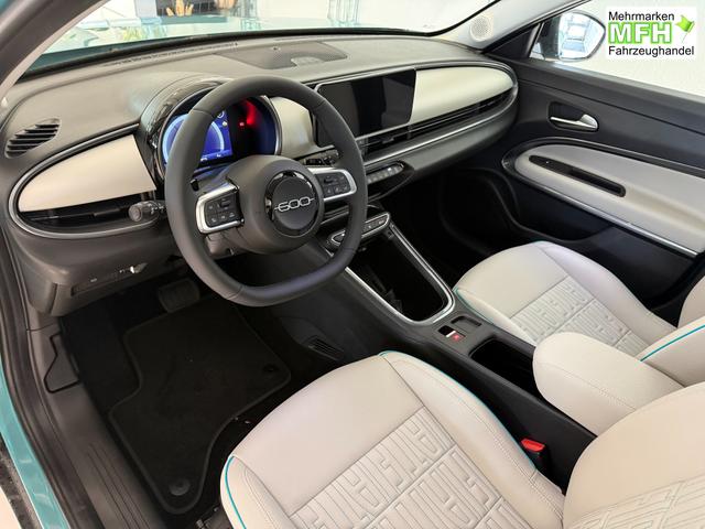 Fiat 600 La Prima Aqua Blau