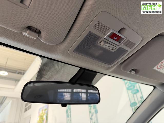 Hyundai i10 GO Plus 1,2 MT Lucid Lime Metallic