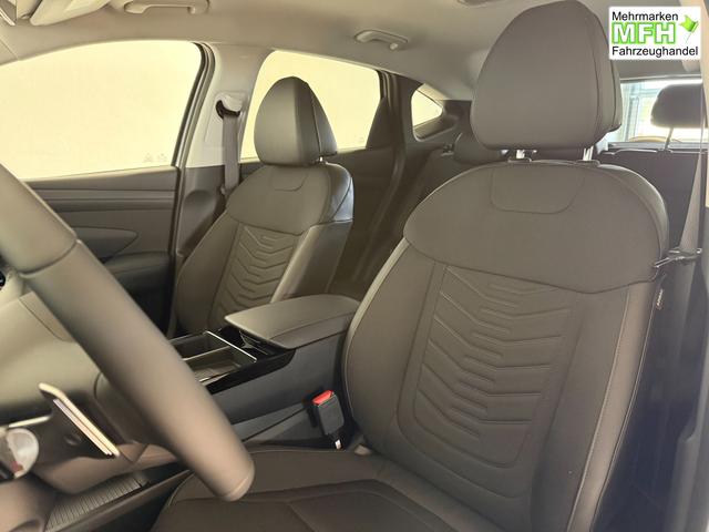 Hyundai GO Plus Shimmering Silver