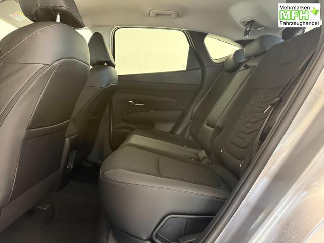 Hyundai GO Plus Shimmering Silver