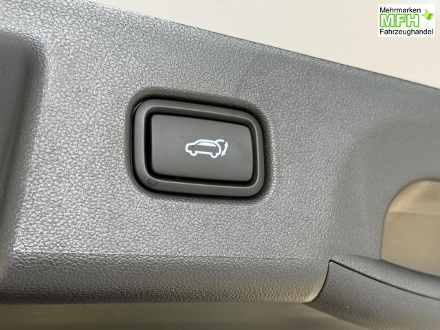 Hyundai GO Plus Shimmering Silver