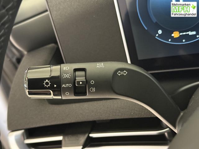 Hyundai GO Plus Shimmering Silver