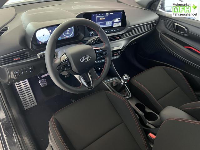 i20 Innenraum MT, Beispielbilder, ggf. teilweise mit Sonderausstattung