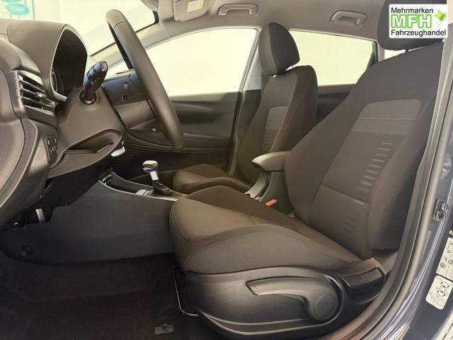 Bayon Innenraum, Beispielbilder, ggf. teilweise mit Sonderausstattung