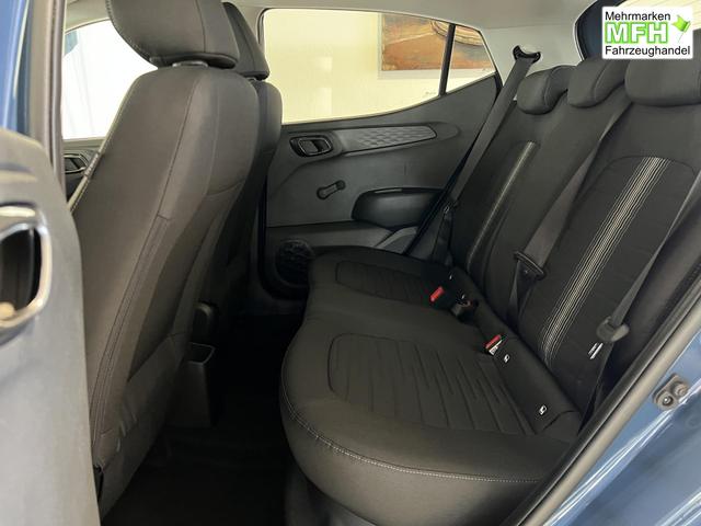 i10 GO Plus Vibrant Blue Vorlauf, Beispielbilder, ggf. teilweise mit Sonderausstattung