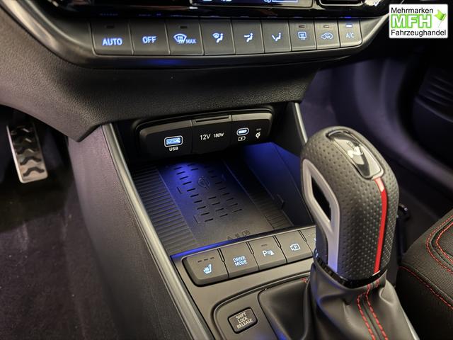 Hyundai i20 N Line Mangrove Green