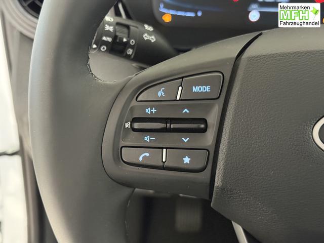 Hyundai i10 Go Atlas White