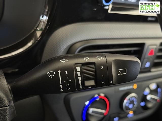 Hyundai i10 Go Atlas White