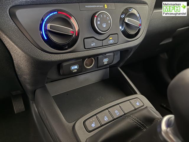 Hyundai i10 Go Atlas White