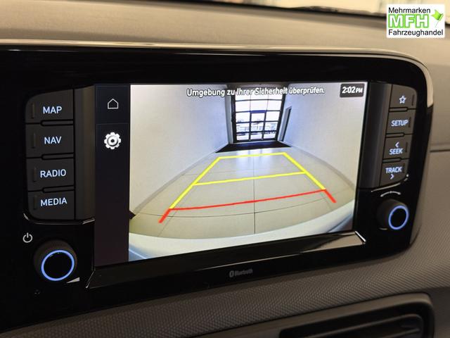 Hyundai i10 Go Atlas White