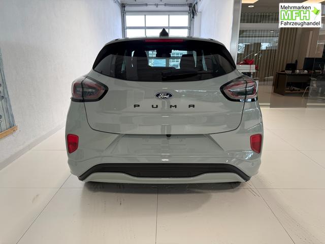 Ford Puma ST-Line Cactus Grau
