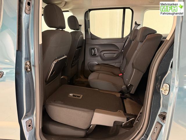 Fiat Doblo L2 Blau Metallic