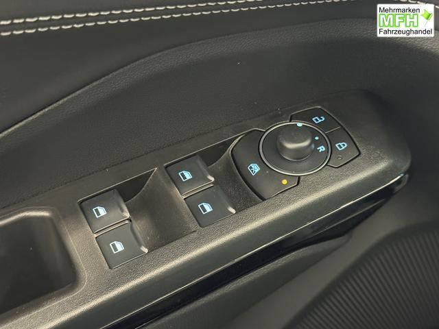 Ford Puma Titanium Frozen White