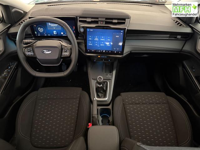 Ford Puma Titanium Agate Schwarz