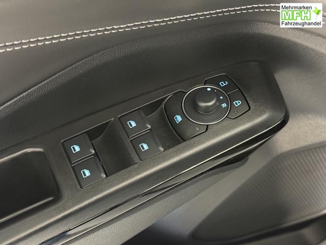 Ford Puma Titanium Solar Silber